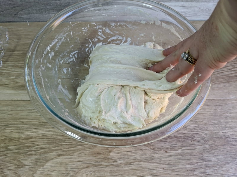 stretch and fold sourdough