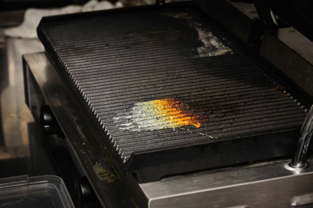 how to clean grill grates