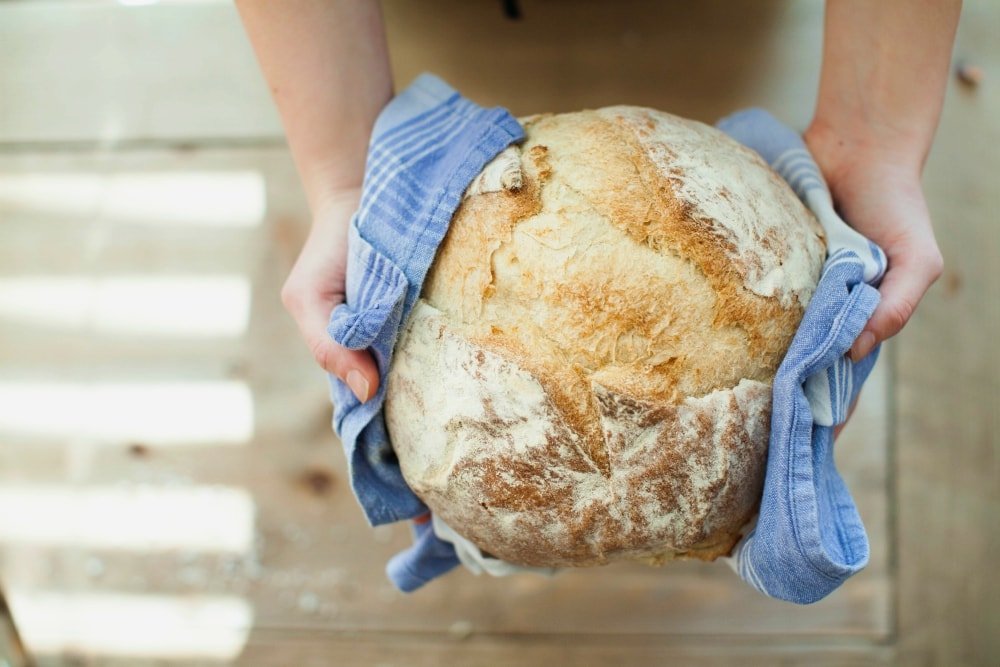 is sourdough better than normal bread