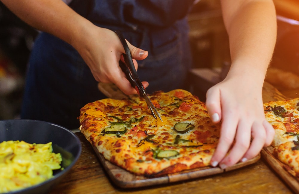 pizza cutter scissors